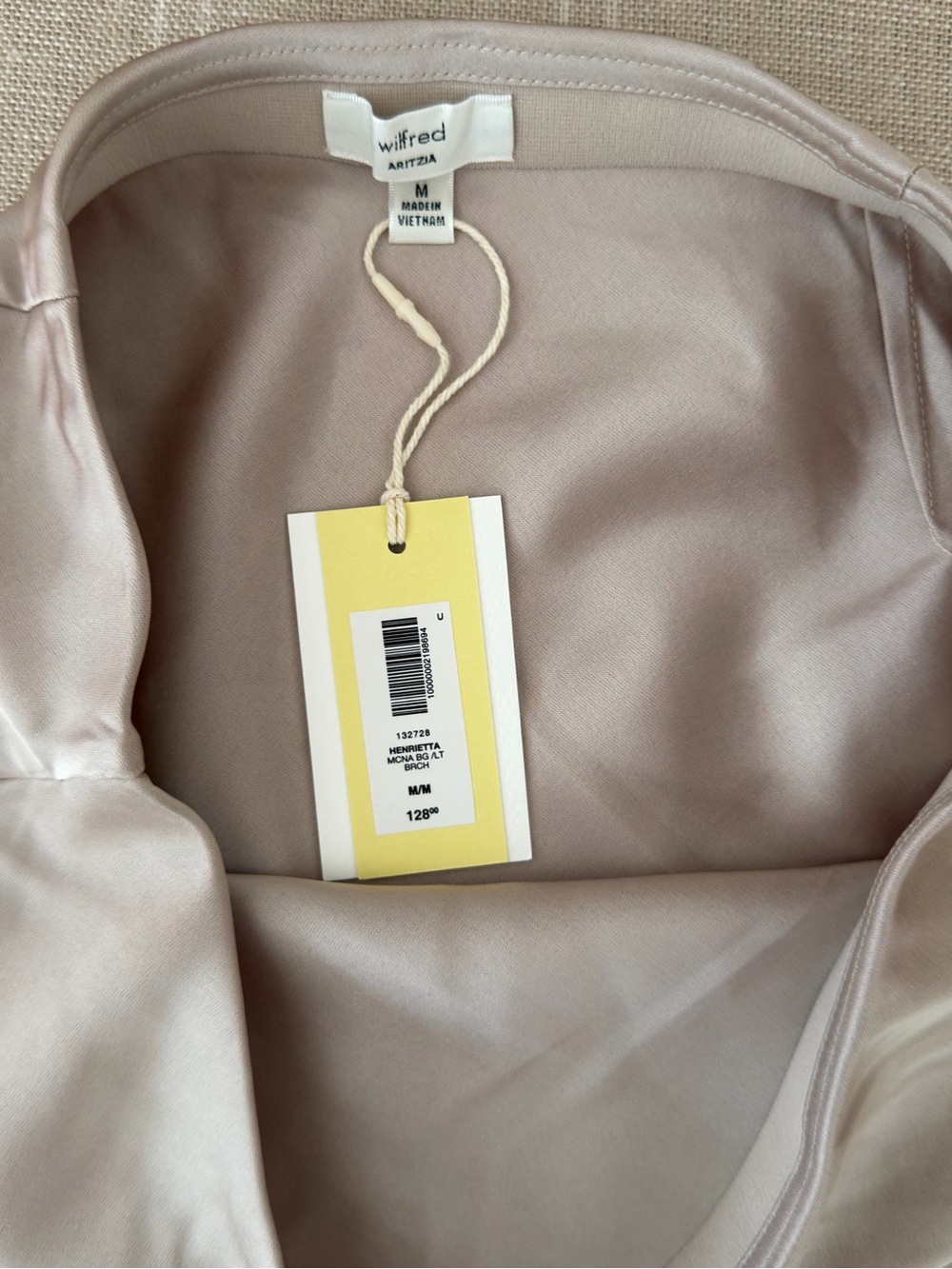 Aritzia Wilfred  Henrietta Satin Mini Skirt - Picture 4 of 5